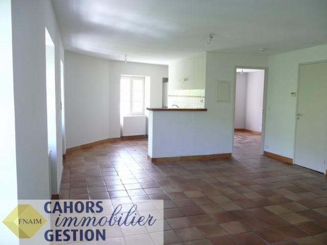 Location T2 TOUR DE VILLE CAHORS | CAHORS IMMOBILIER GESTION