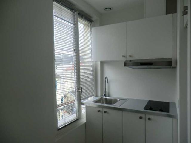 Location T2 Vanves
