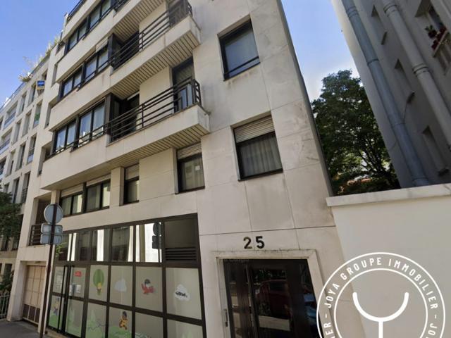 LOCATION T2 VIDE PARIS 15ème