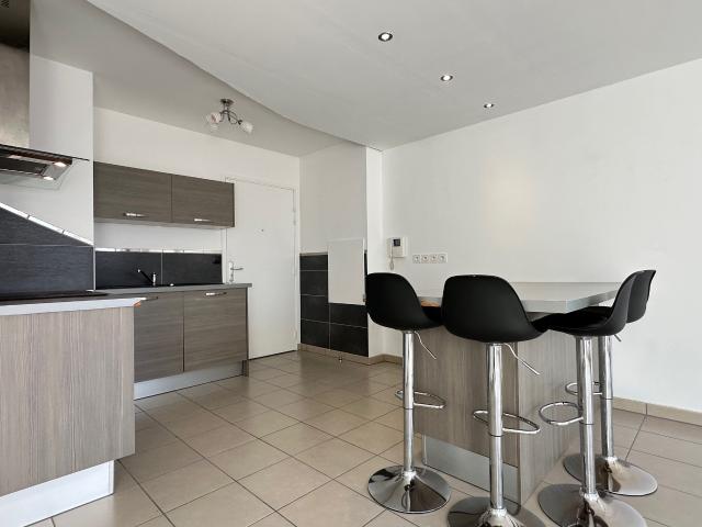 Location T2 Villefranche sur Saône avec garage