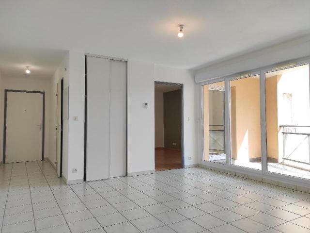 Location T2 Lyon Bachut