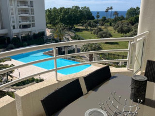 Location T2 meublé étudiant avec vue mer et parkings