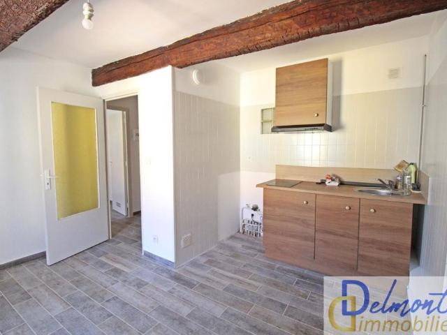 LOCATION T2 RENOVE COURS LOUIS BLANC LA SEYNE