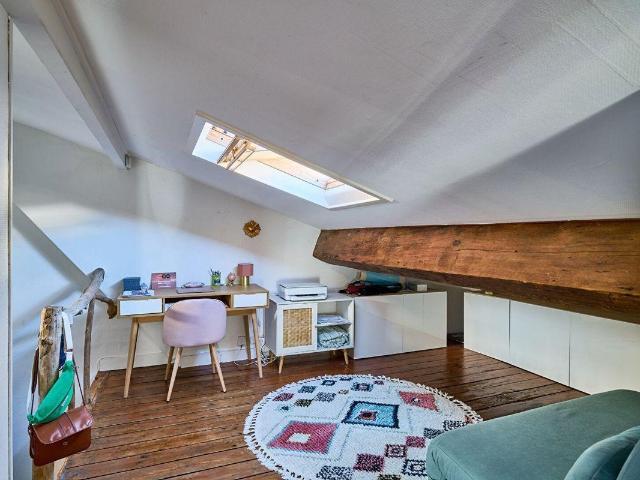 Location T2bis meublé terrasse Bordeaux