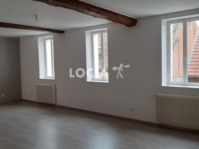 Location T4 76 m² à Seurre 805 ¤ CC /mois
