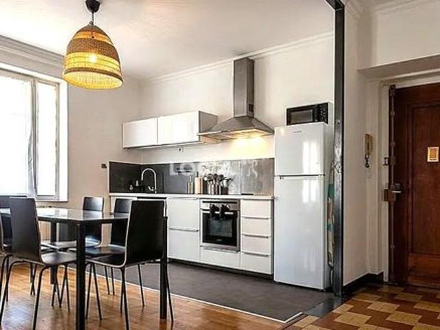 Location T4 76 m² à Villeurbanne 1 250 ¤ CC /mois