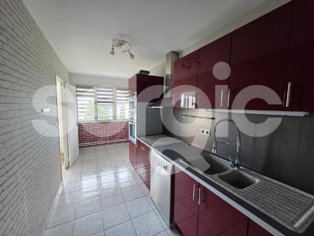 location t4 84 m² amiens 80000