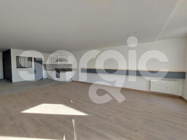 location t4 116 m² clairoix 60280