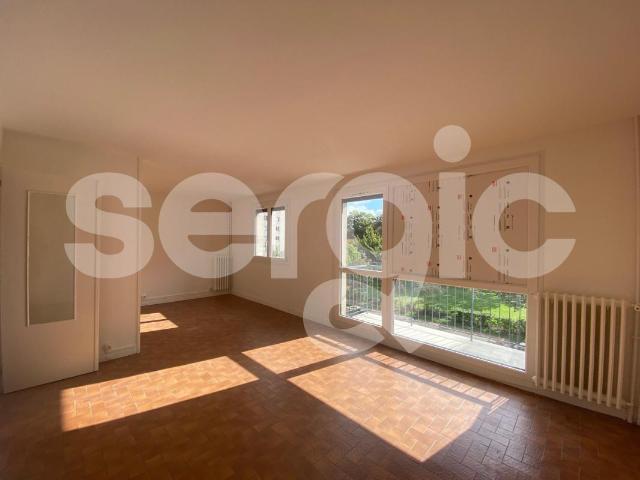 location t5 85 m² compiegne 60200