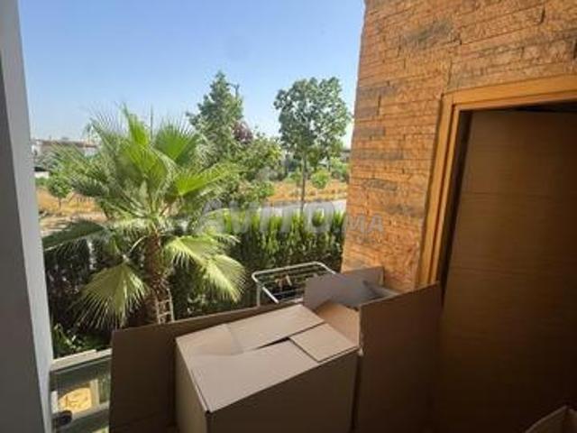 Location top 3 ch vide Bouskoura Ville Verte