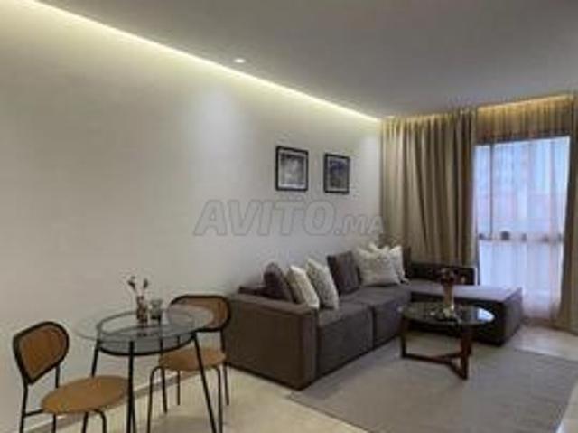 Location Très joli studio meublè à 2 mars