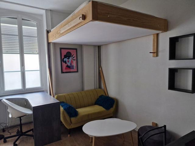 LOCATION TYPE 1 MEUBLE CENTRE VILLE