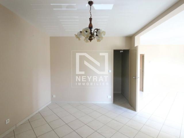 Location Type 3 76.26 m2 680 € CC LOUHANS