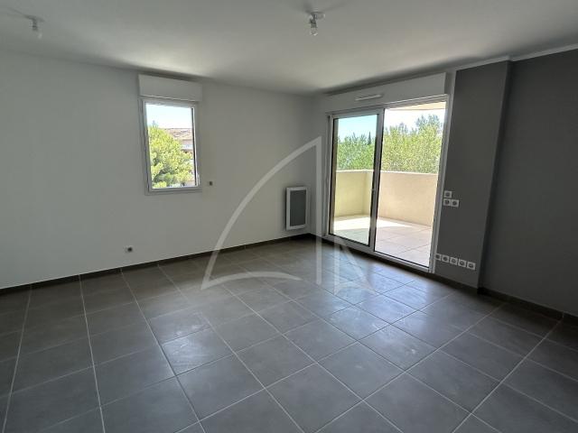 LOCATION VIDE À L’ANNÉE – MONTPELLIER – SUPERBE APPARTEMENT DE TYPE 2 AVEC PLACE DE PARKINGLOI PINELplafond de ressources applicable