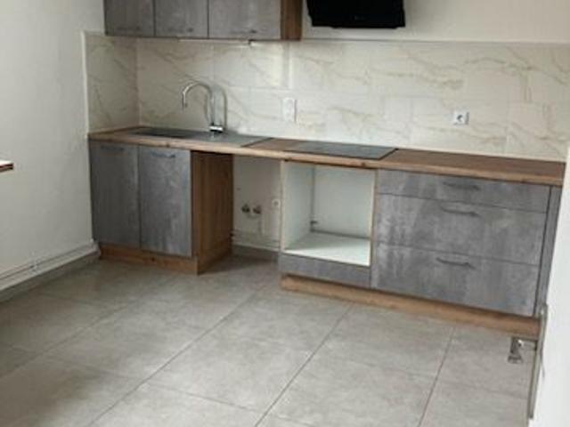 Location Villa 4 pièces 81 m2 Le passage