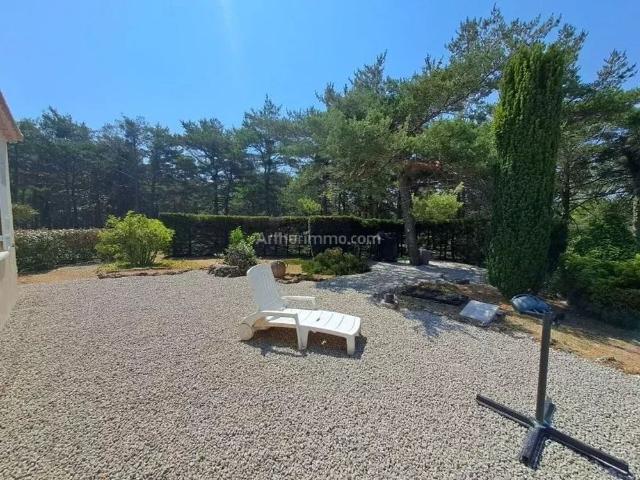 Location Villa 4 pièces 90 m2 à Tourtour