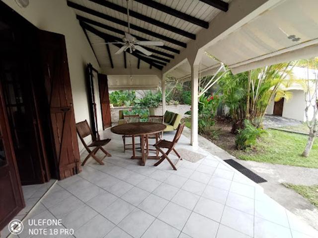 Location Villa 4 pièces 95 m2 Le gosier