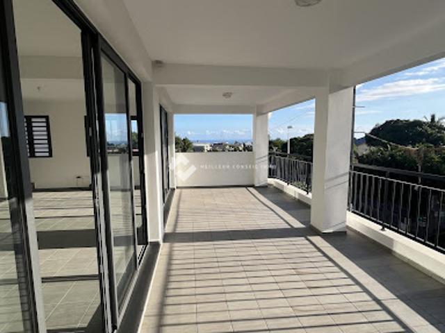 Location Villa 4 pièces 106 m2 Saint Pierre