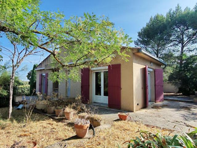 Location Villa 4 pièces 108 m2 Villeneuve les avignon