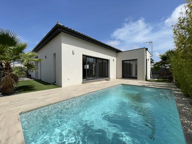 Location Villa 4 pièces 115 m2 Sauvian