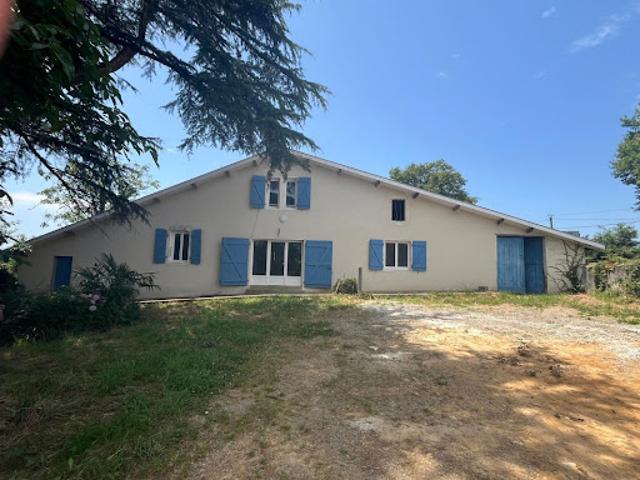 Location Villa 4 pièces 129 m2 Donzacq