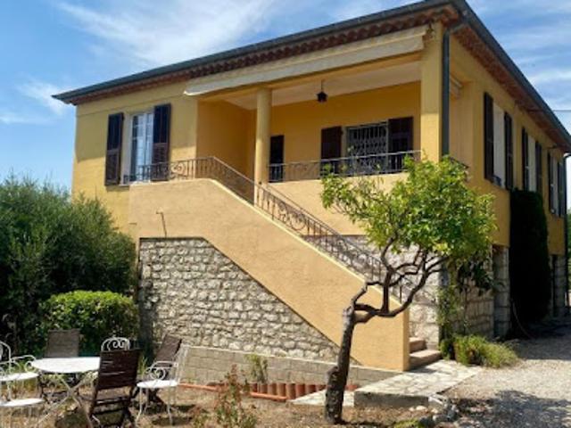 Location Villa 4 pièces 156 m2 Cagnes sur Mer