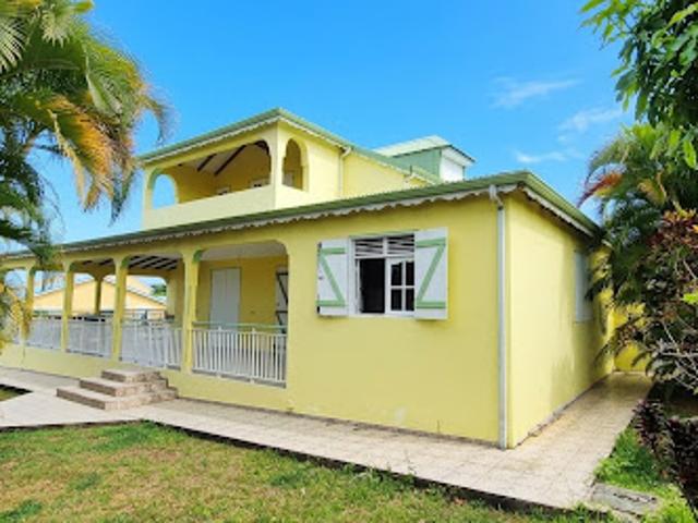 Location Villa 4 pièces 199.3 m2 Sainte rose