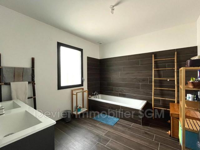 location villa 5 Pièce s