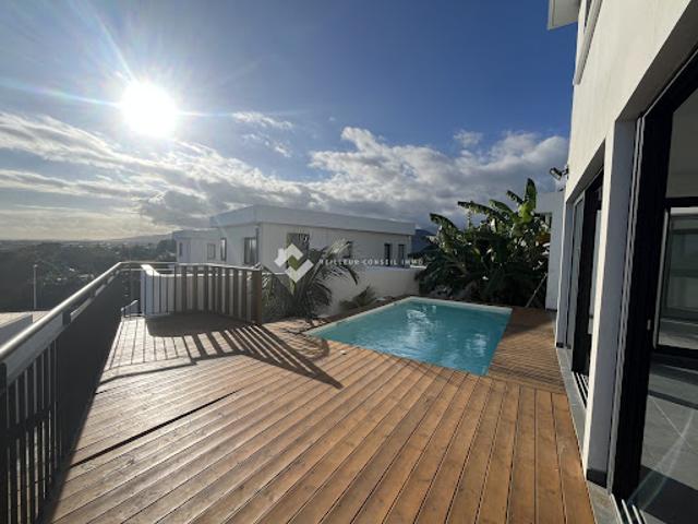 Location Villa 5 pièces 130 m2 Saint Pierre