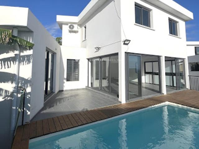 Location Villa 5 pièces 130 m2 Saint Pierre