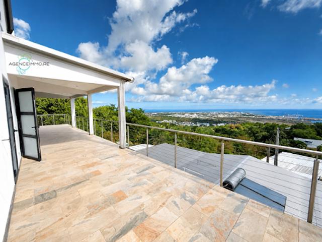 Location Villa 5 pièces 131.75 m2 La possession