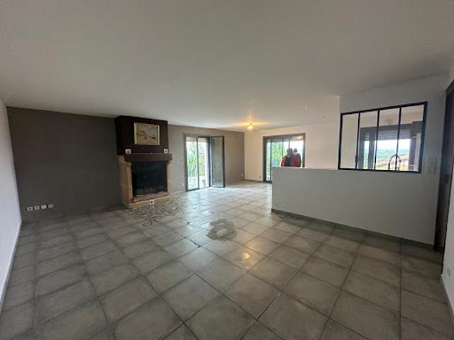 Location Villa 5 pièces 140 m2 Charnay