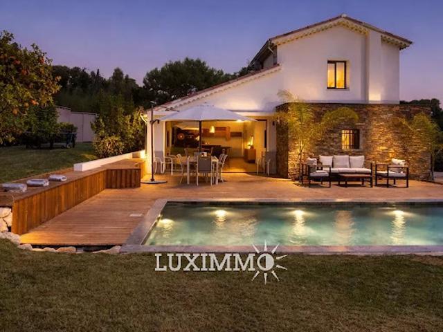 Location Villa 5 pièces 200 m2 Mouans Sartoux