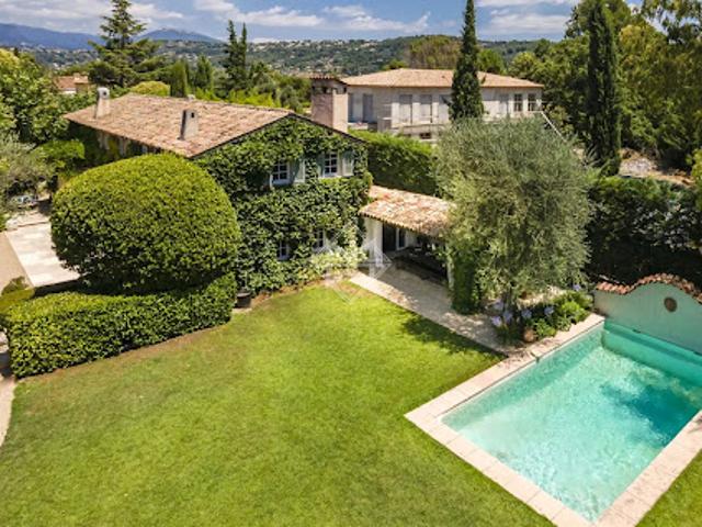 Location Villa 7 pièces 250 m2 Mougins