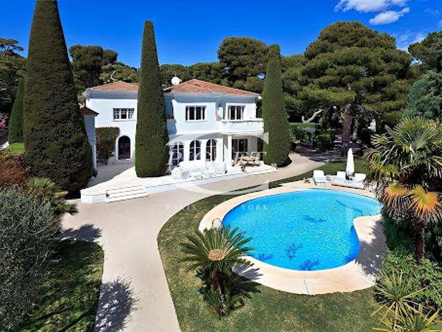 Location Villa 9 pièces 254 m2 Saint Jean Cap Ferrat