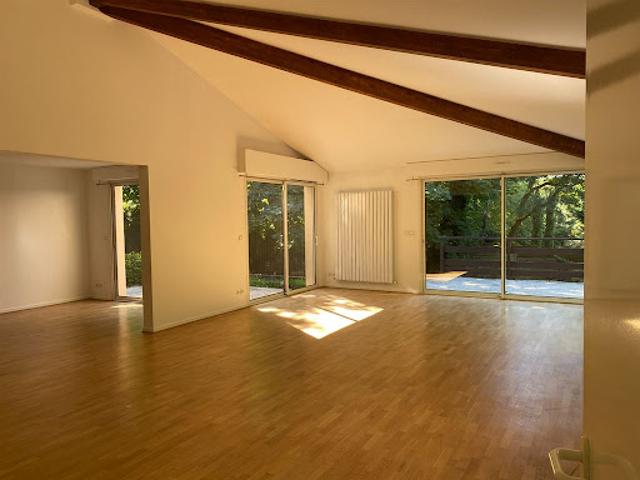Location Villa 9 pièces 325 m2 Louveciennes