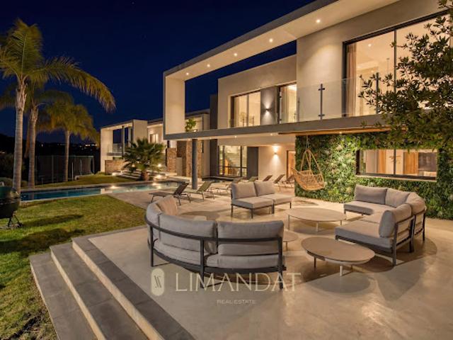Location Villa 17 pièces 650 m2 Roquefort les Pins