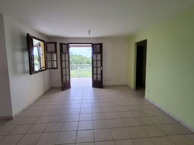 Location villa 3 pièces, 65.13m², Le Lamentin