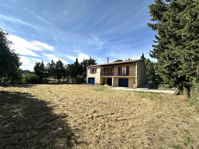 Location villa T4 86 m² avec 3 garages et terrain clos 1080 m². Moussoulens