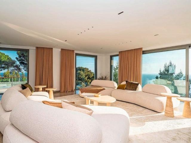LOCATION VILLA CONTEMPORAINE – VUE MER