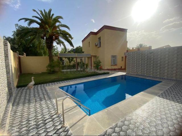 Location villa de luxe à Hamria. 3 belles chambres. Meublé