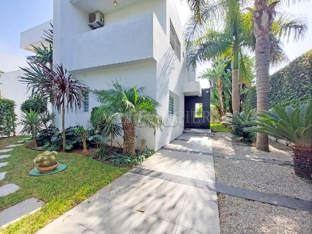 Location villa meublée ou vide 600m2 4chambres Longchamps, Casablanca