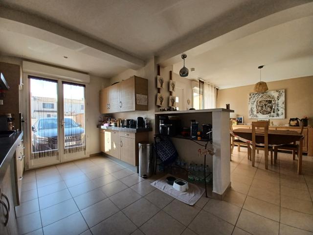 Location villa récente 3 chambres, climatisée | Terre du Sud