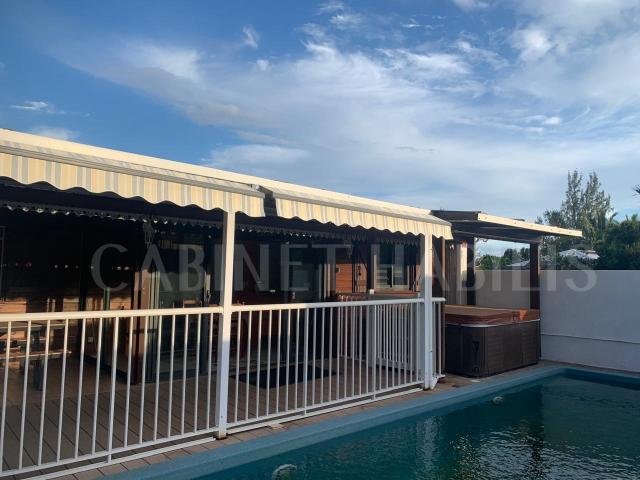 Location villa Saint Joseph 6 pièces 158.52m² 2186€ | Cabinet Habilis