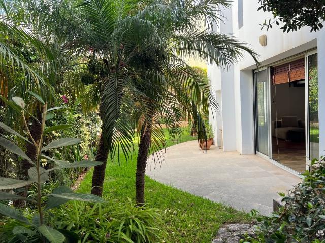 Location à Hassan villa avec climatisation