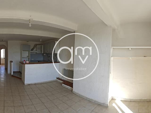 Location À louer – Bel appartement T4 traversant et climatisé – 70 m² | AMV Immobilier