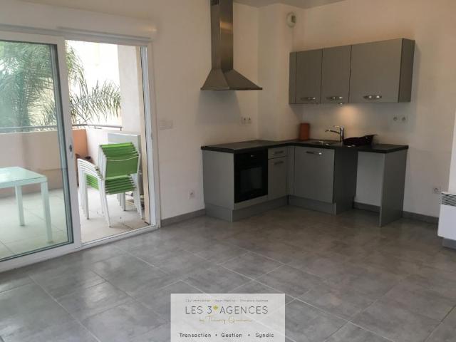 Location A LOUER F2 DANS RESIDENCE A COGOLIN | Les 3 Agences