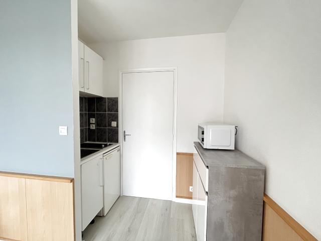 Location A louer studio de 21.10 m² quartier Bourran, résidence Acropolis | Rodez Agence