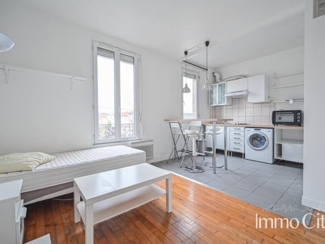 Location A LOUER STUDIO MEUBLE à Montreuil 93100 1 pièce studio