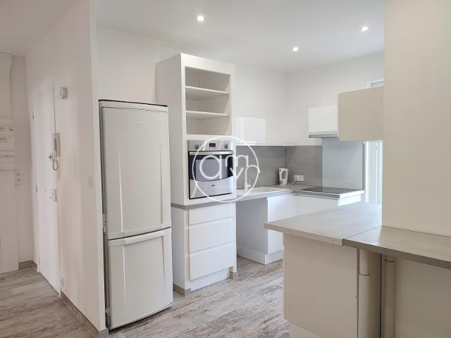 Location À louer – T2 meublé de 50,07 m² – Climatisé – Toulon | AMV Immobilier